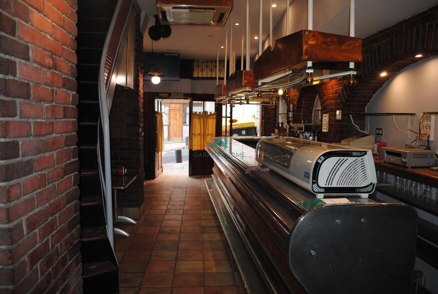Retail in Bilbao, Vizcaya for sale - Interior Photo - Image 3 of 11