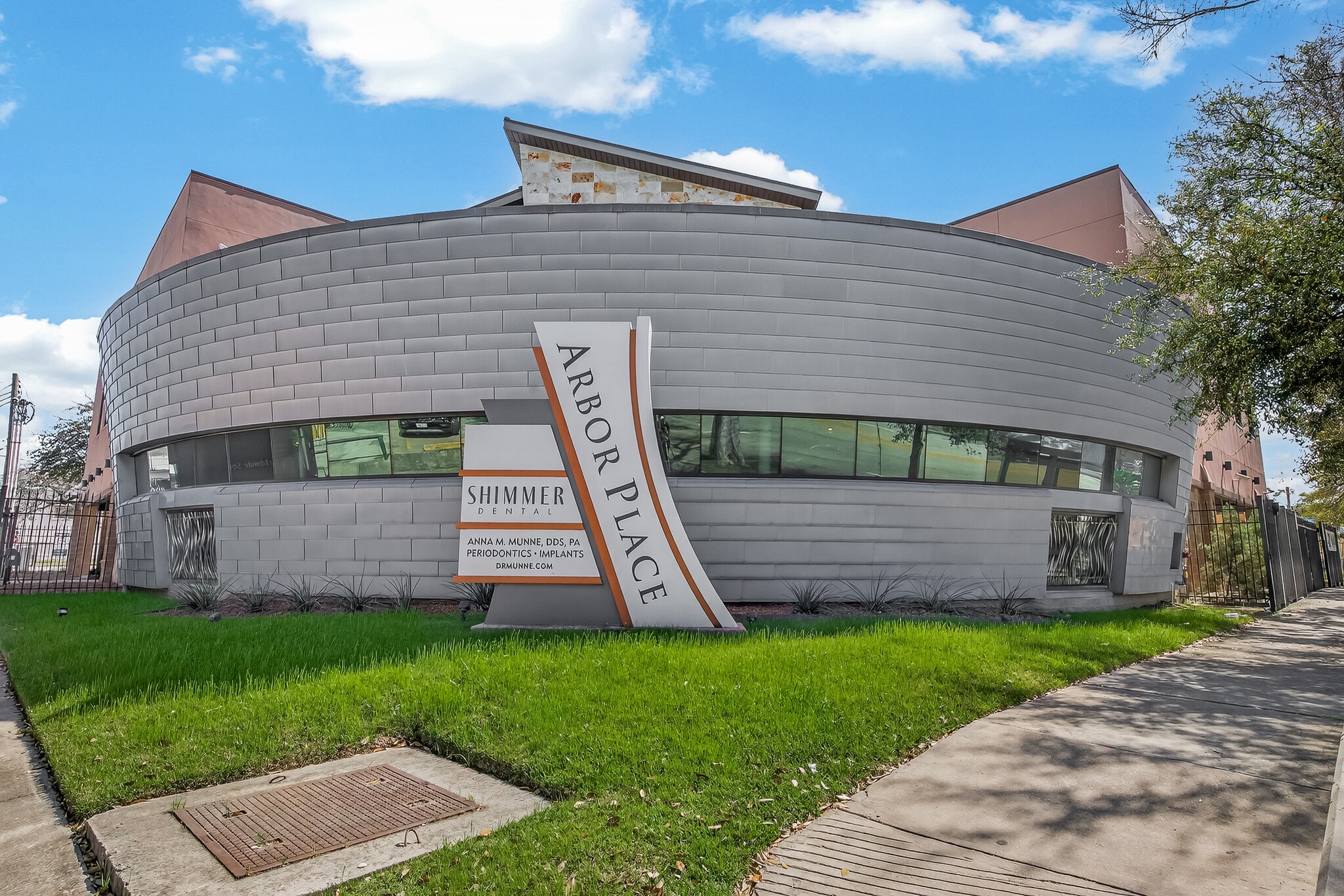 4817 Main St, Houston, TX for lease Primary Photo- Image 1 of 24