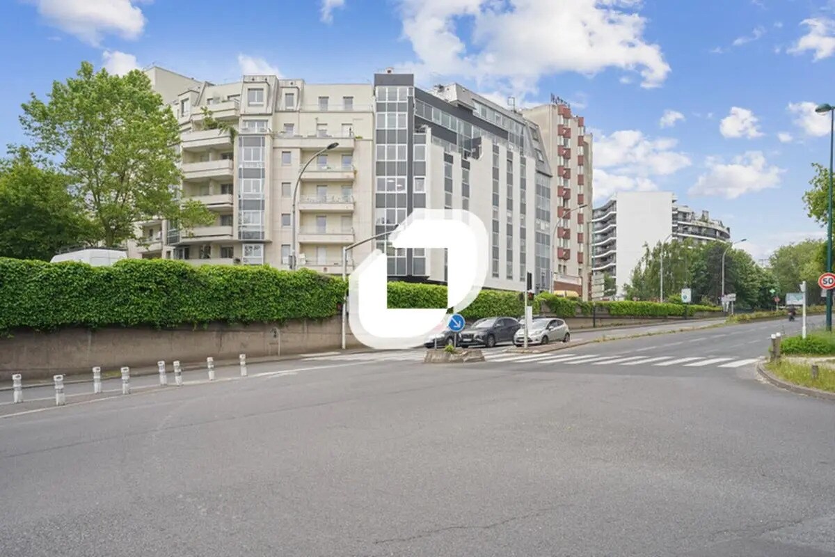 3 Allée Edmé Lheureux, Joinville-le-Pont for lease Building Photo- Image 1 of 11