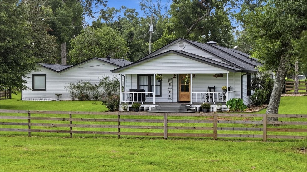 100 Hill Ranch Ln, New Waverly, TX for sale - Building Photo - Image 3 of 50