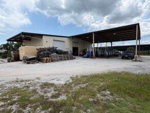 325 Dane Ln, Longwood, FL for lease Interior Photo- Image 2 of 12