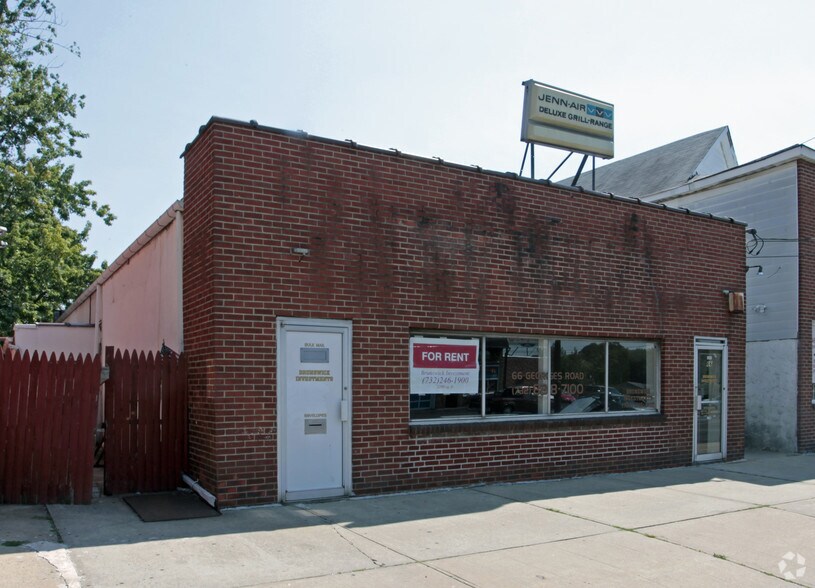 66 Georges Rd, New Brunswick, NJ à louer - Photo du bâtiment - Image 3 de 18