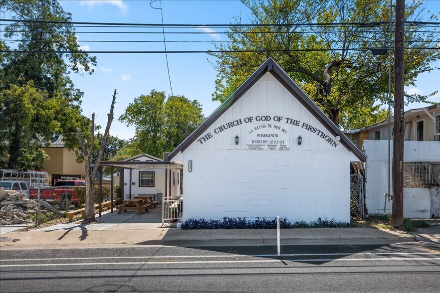 2607 E 5th St, Austin, TX à vendre - Photo du bâtiment - Image 2 de 21