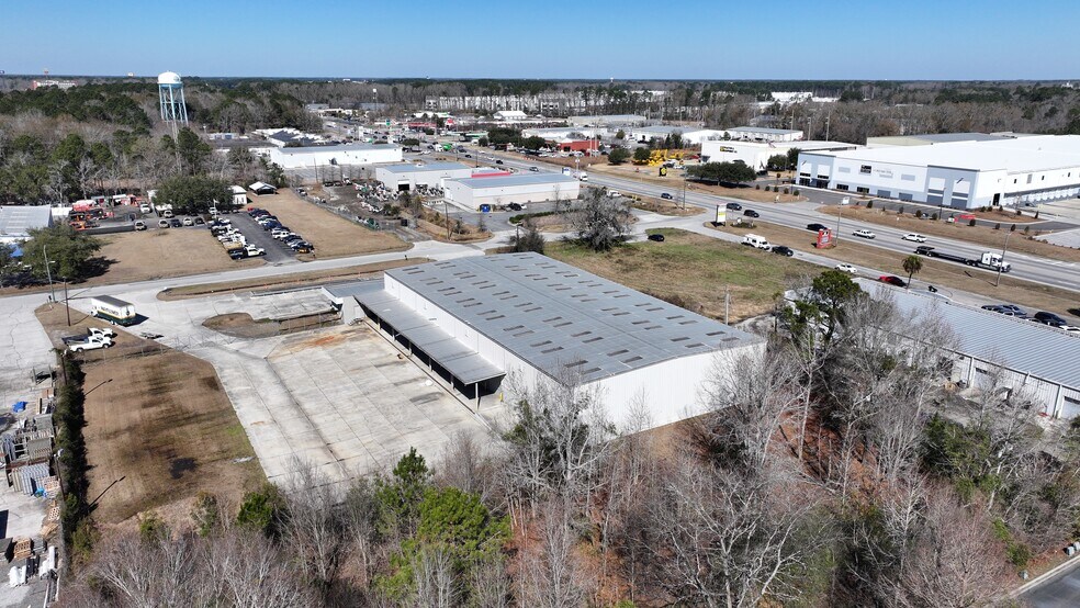 102 Sharon Ct, Pooler, GA à louer - Photo du bâtiment - Image 3 de 10