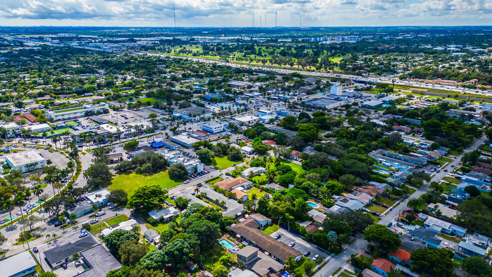 2704-2710 Polk St, Hollywood, FL à vendre - Aérien - Image 3 de 9