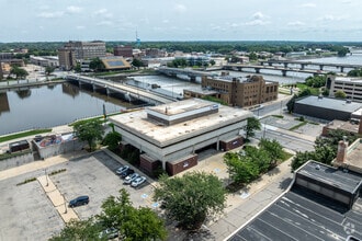 425 Cedar St, Waterloo, IA - AERIAL  map view - Image1