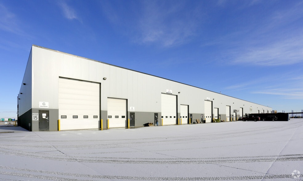 3903 75th Ave, Leduc, AB à louer - Photo du bâtiment - Image 2 de 3