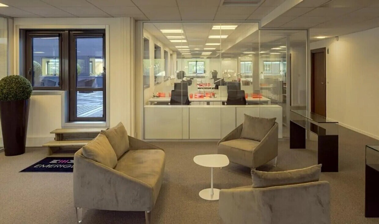 54-56 Avenue Jean Jaurès, Colombes for lease Interior Photo- Image 1 of 19