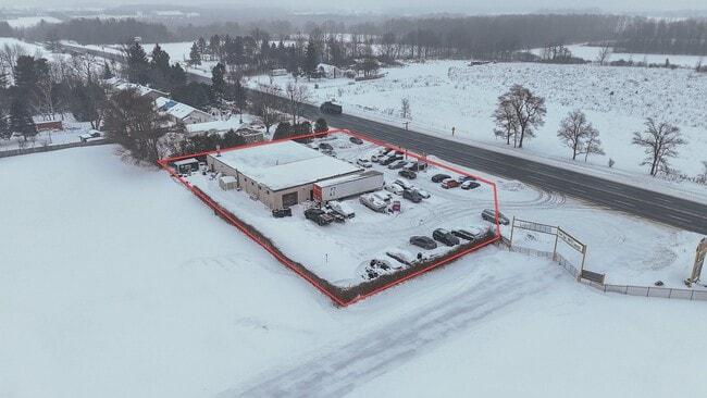 Plus de détails pour 6938 Yonge St, Innisfil, ON - Commerce de détail à vendre