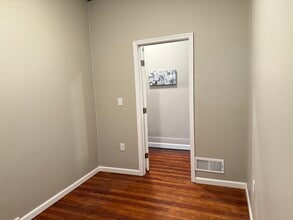 254 Locust St, Columbia, PA à louer Photo intérieure- Image 2 de 2