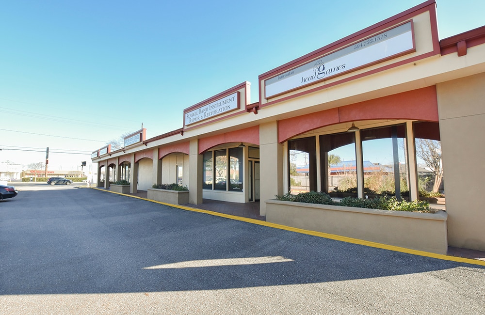 6824 Veterans Memorial Blvd, Metairie, LA for lease Primary Photo- Image 1 of 4