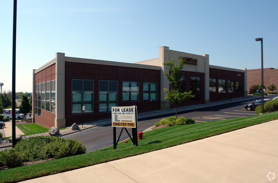 43223-43235 W 12 Mile Rd, Novi, MI for lease - Building Photo - Image 2 of 7