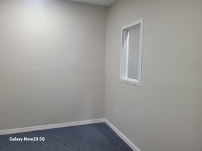 5331 Commercial Way, Spring Hill, FL à louer Photo intérieure- Image 2 de 6