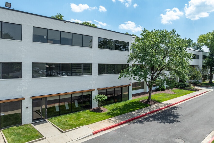 9841 Broken Land Pky, Columbia, MD for lease - Building Photo - Image 2 of 5