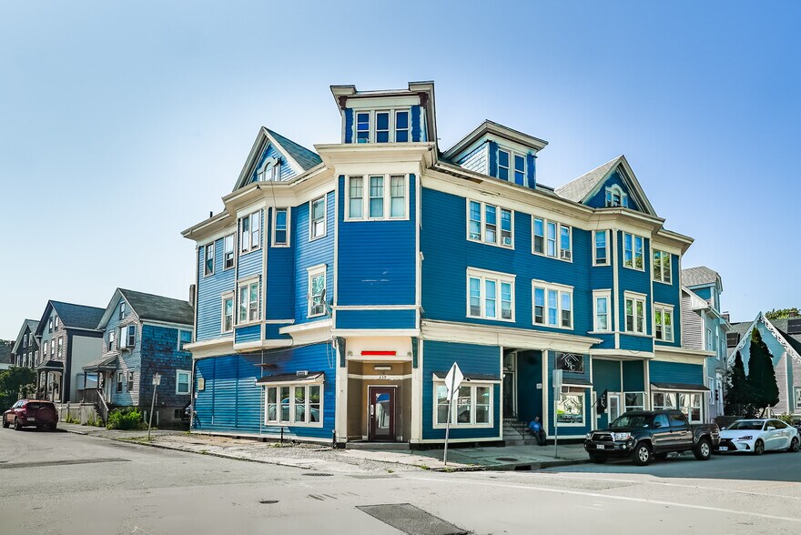 639-647 County St, New Bedford, MA à louer - Photo du bâtiment - Image 1 de 6