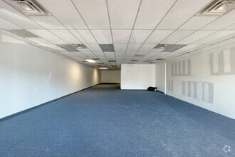 1901 W William Cannon Dr, Austin, TX for lease Interior Photo- Image 2 of 3