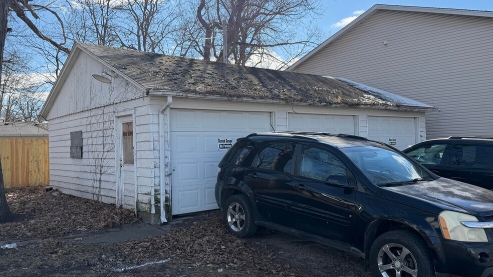 716 Robinson St, Danville, IL for sale - Building Photo - Image 3 of 5