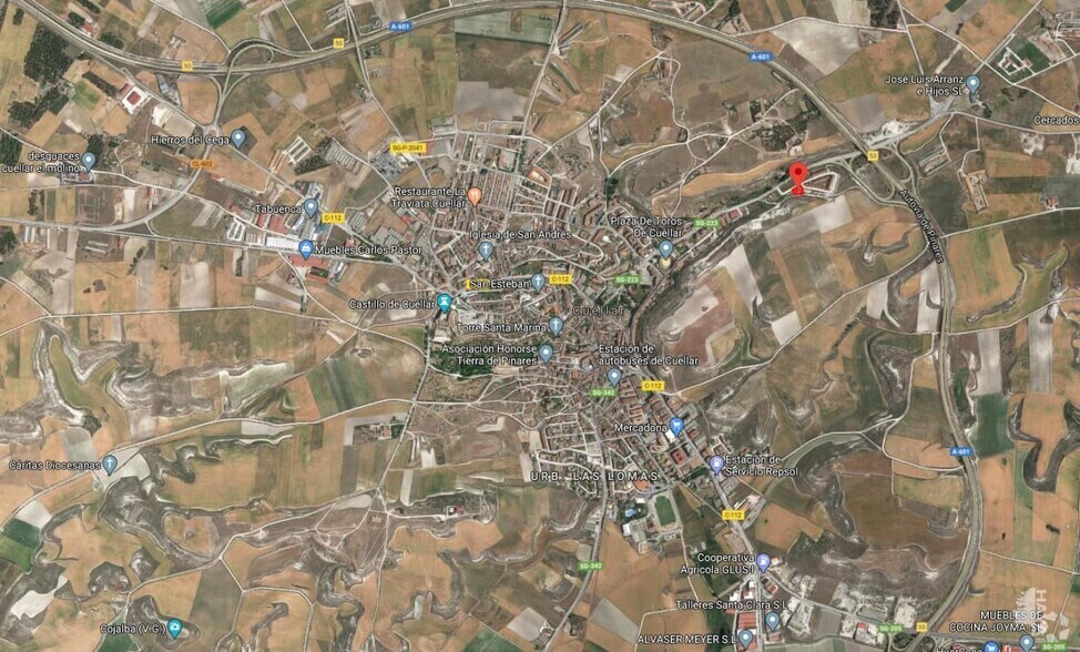 5R Calle de la Fuente la Bola, Cuéllar, Segovia à vendre - Photo du bâtiment - Image 3 de 4