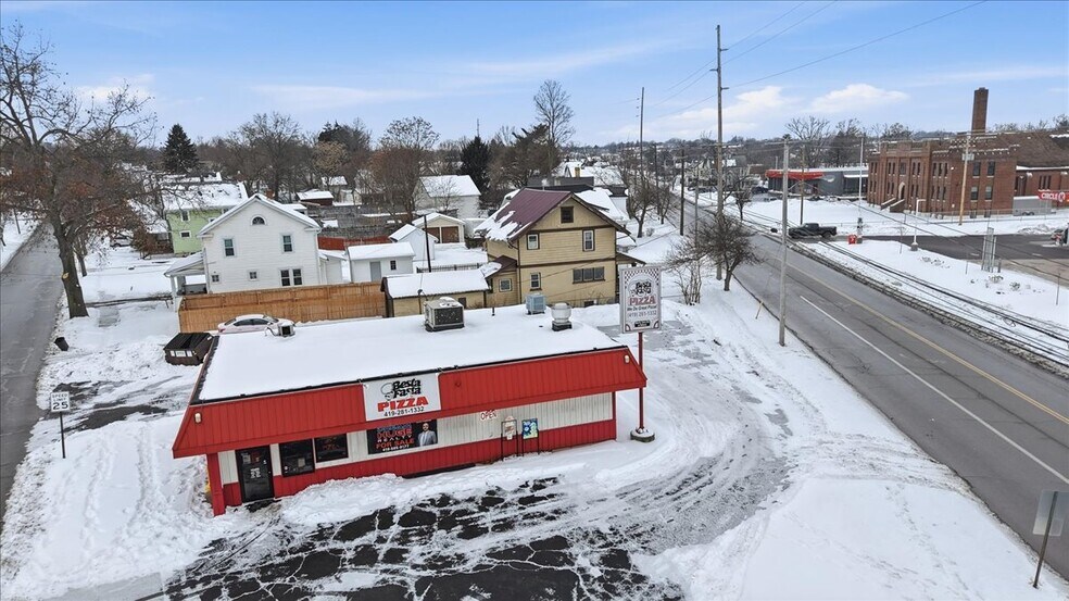 547 E Main St, Ashland, OH à vendre - Aérien - Image 2 de 23