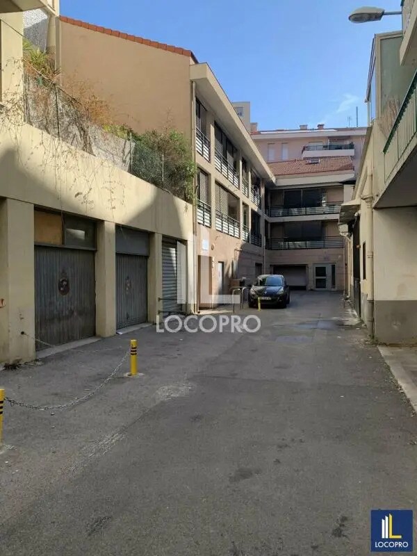 Immeuble residentiel dans Nice à vendre Photo du bâtiment- Image 1 de 5