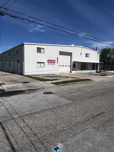 6827 La Paseo St, Houston, TX à louer - Photo du bâtiment - Image 3 de 45