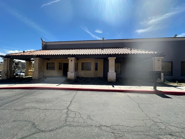 12277 Mariposa Rd, Victorville, CA for lease Building Photo- Image 1 of 6