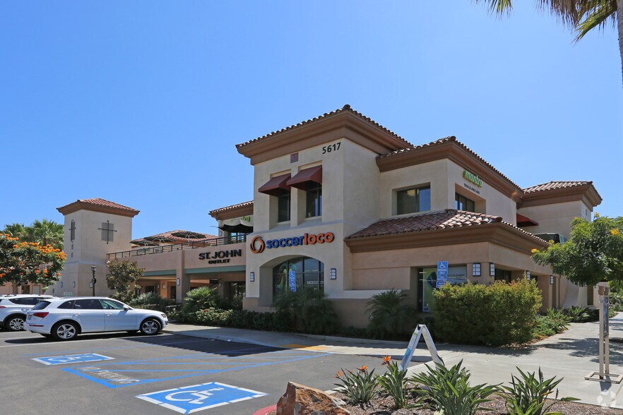 5617 Paseo Del Norte, Carlsbad, CA for sale - Primary Photo - Image 1 of 8
