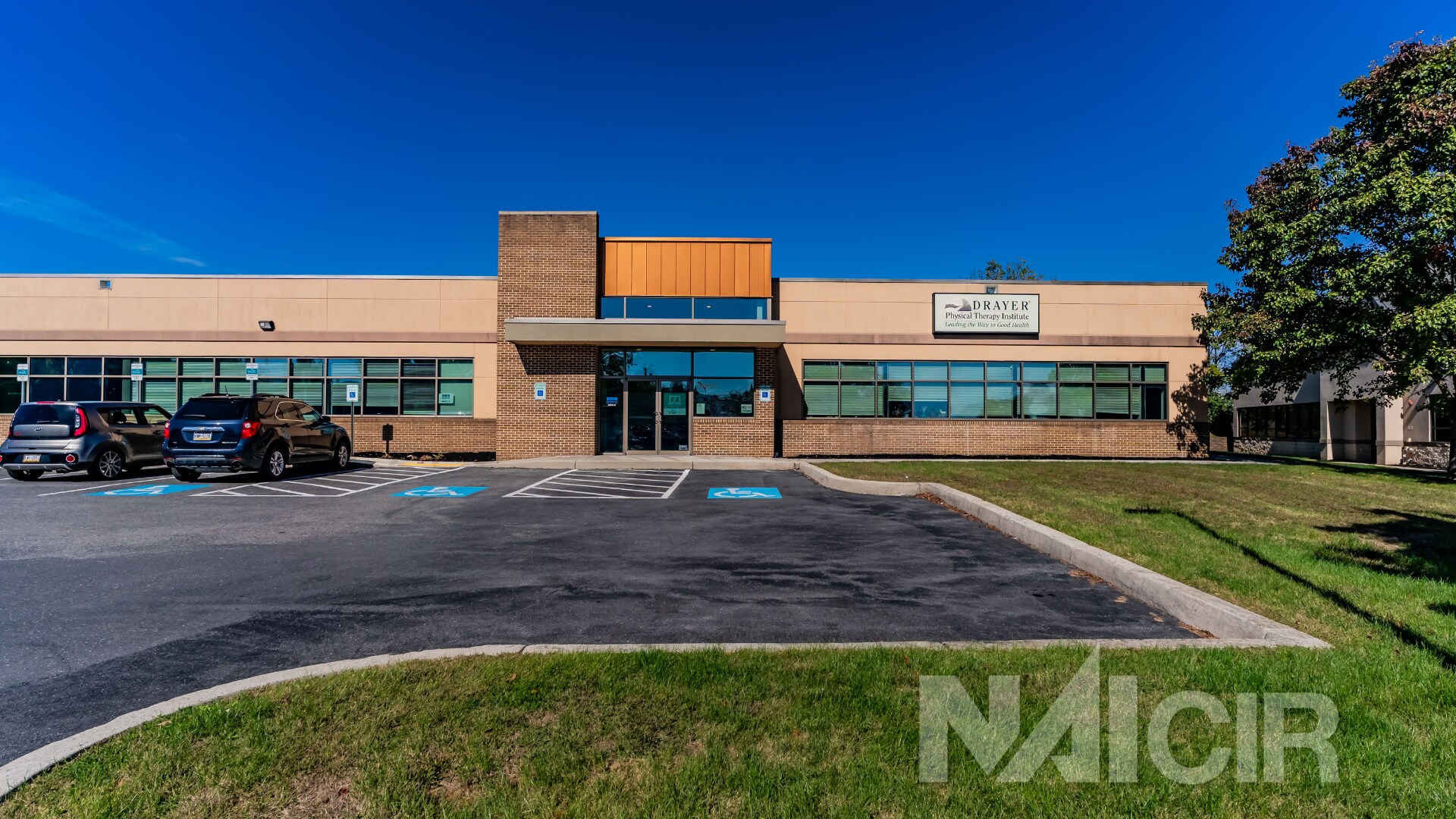 3 Jennifer Ct, Carlisle, PA for lease Building Photo- Image 1 of 9