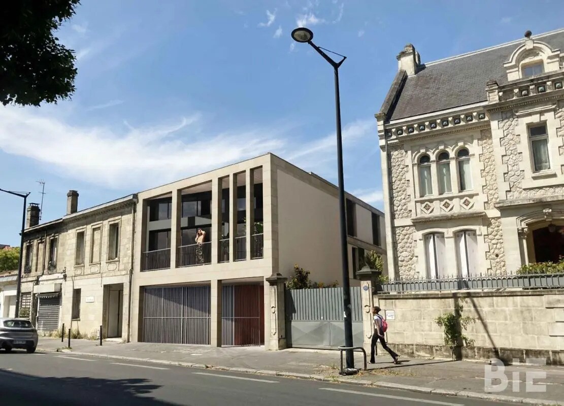 Office in Bordeaux for lease Building Photo- Image 1 of 12