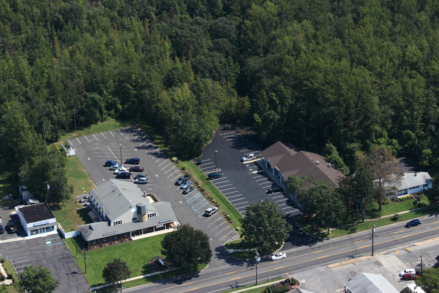 643 Stokes Rd, Medford, NJ for lease - Building Photo - Image 2 of 24