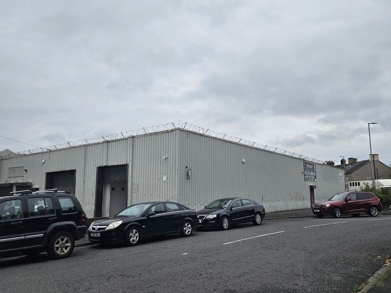 Factory St, Bradford for lease - Building Photo - Image 2 of 4