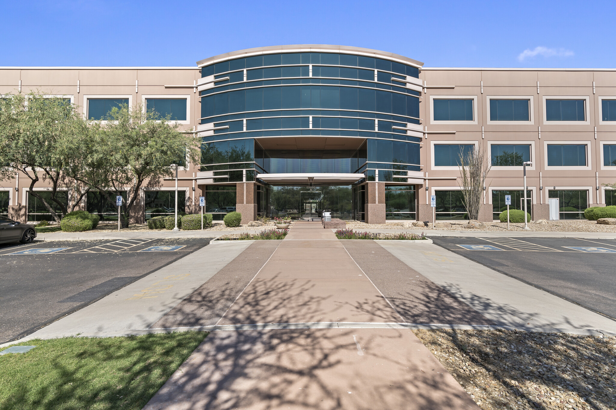 25500 N Norterra Pky, Phoenix, AZ for lease Building Photo- Image 1 of 10