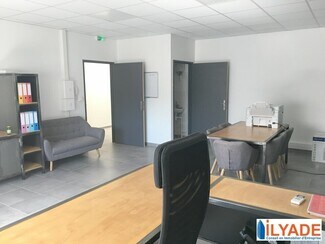 More details for 43 Chemin De La Sarriere, Meyreuil - Office for Lease