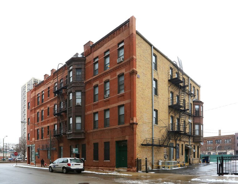 315-319 W North Ave, Chicago, IL à louer - Photo du bâtiment - Image 3 de 8