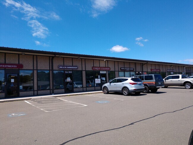 More details for 200 Boston Post Rd, Madison, CT - Retail for Lease