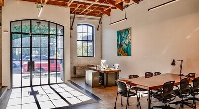 2143 Bay St, Los Angeles, CA à louer Photo intérieure- Image 2 de 29