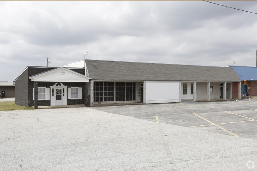 11909 Augusta Rd, Lavonia, GA à vendre - Photo du bâtiment - Image 1 de 8