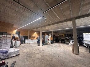 6260 Rte de Berre, Ventabren à louer Autre- Image 1 de 7