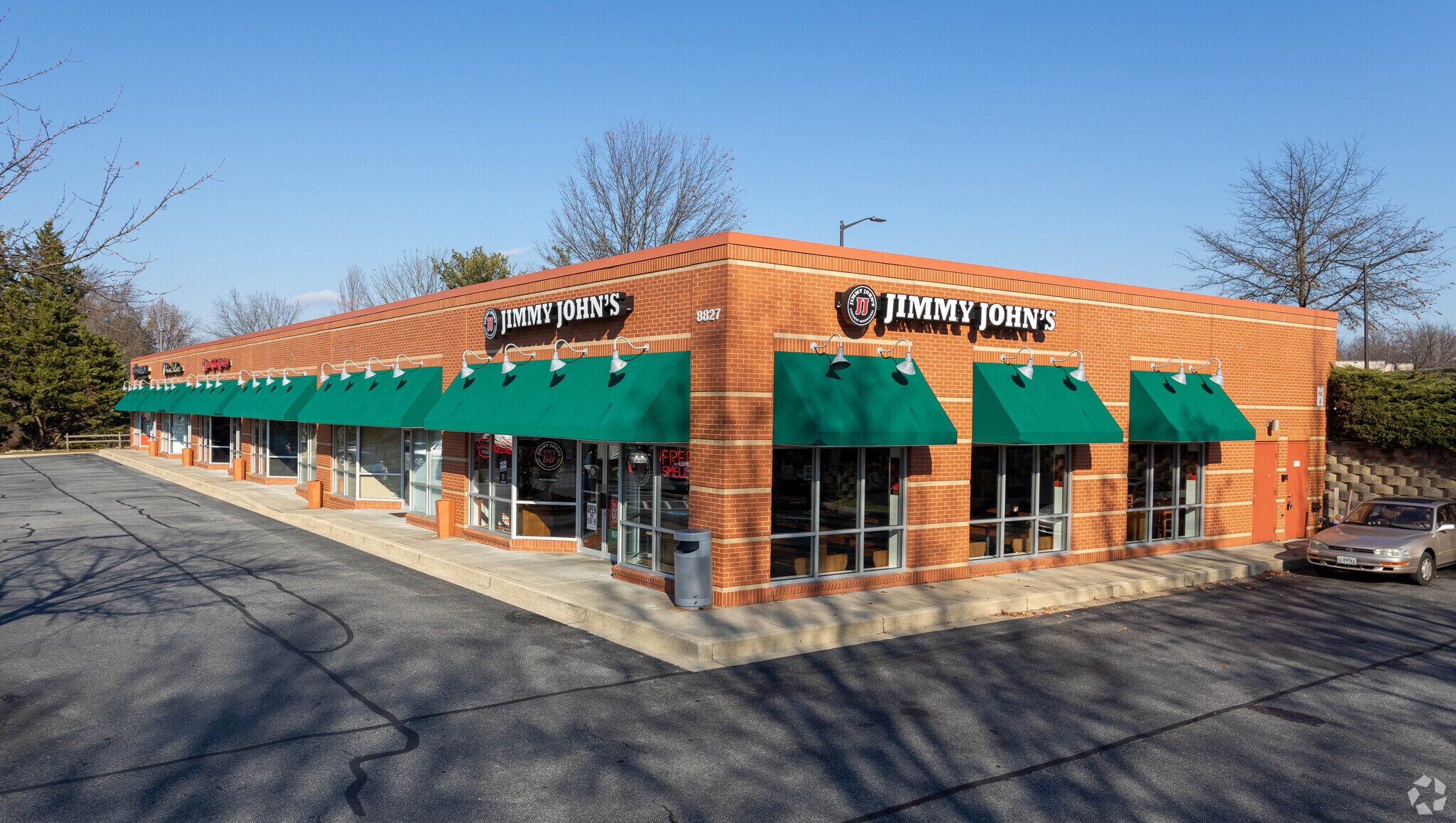 8827 Centre Park Dr, Columbia, MD for lease Building Photo- Image 1 of 9