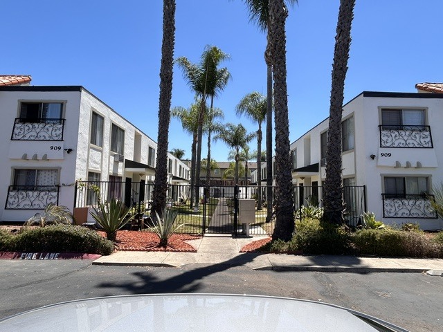 909 S Sunshine Ave, El Cajon, CA for sale - Building Photo - Image 2 of 18