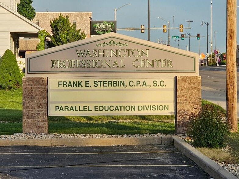 4501 Washington Ave, Racine, WI for lease - Building Photo - Image 3 of 16