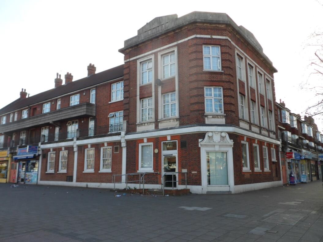 1-18 Longbridge Rd, Barking à vendre Photo principale- Image 1 de 1