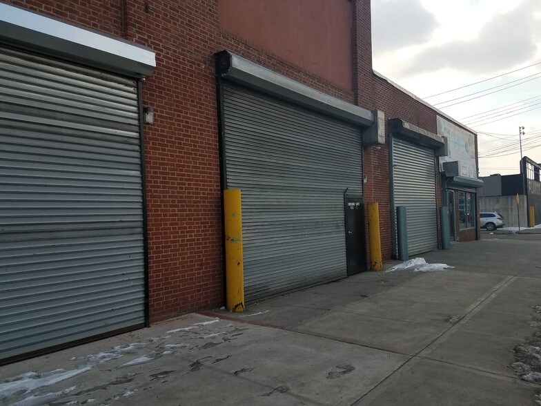 9502-9508 Ditmas Ave, Brooklyn, NY à louer - Photo du bâtiment - Image 3 de 6