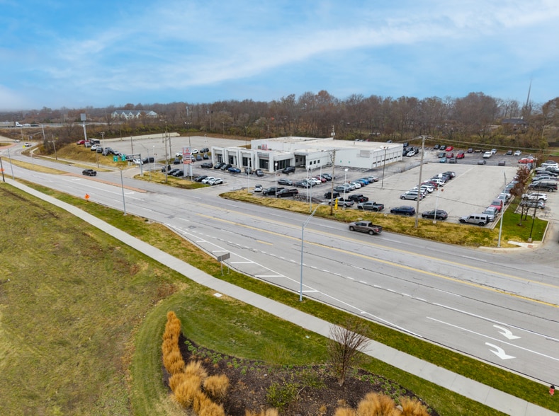 6300 E 87th St, Kansas City, MO for sale - Primary Photo - Image 1 of 3