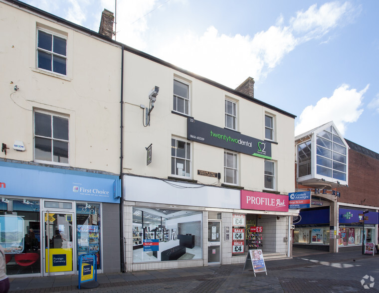 20-22 Caroline St, Bridgend à louer - Photo du bâtiment - Image 2 de 2