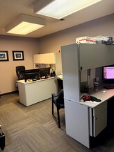 518-552 42nd Ave SE, Calgary, AB à louer Photo intérieure- Image 2 de 2