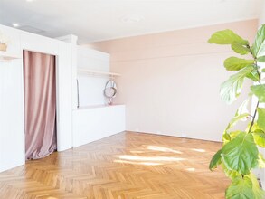 40 MacGregor Terrace, Bardon for lease Interior Photo- Image 1 of 7