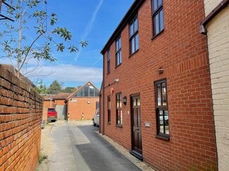 Plus de détails pour 32A Rose St, Wokingham - Bureau à louer