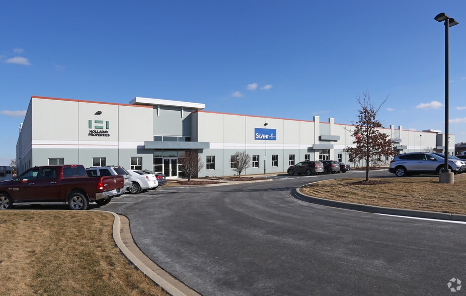 6370 Ameriplex Dr, Portage, IN for lease - Building Photo - Image 3 of 7