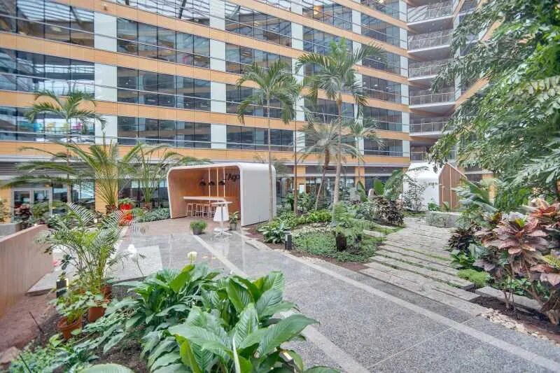 14-16 Rue Touzet-Gaillard, Saint-Ouen-sur-Seine for lease - Building Photo - Image 3 of 10